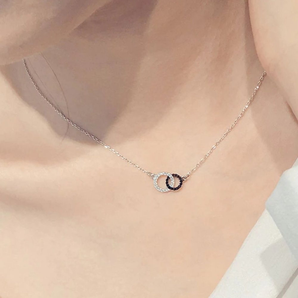 NEW 925 Sterling Silver Diamond Circle Necklace B
